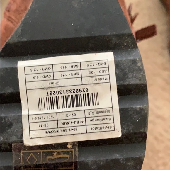 Brown Booties - Picture 5 of 6